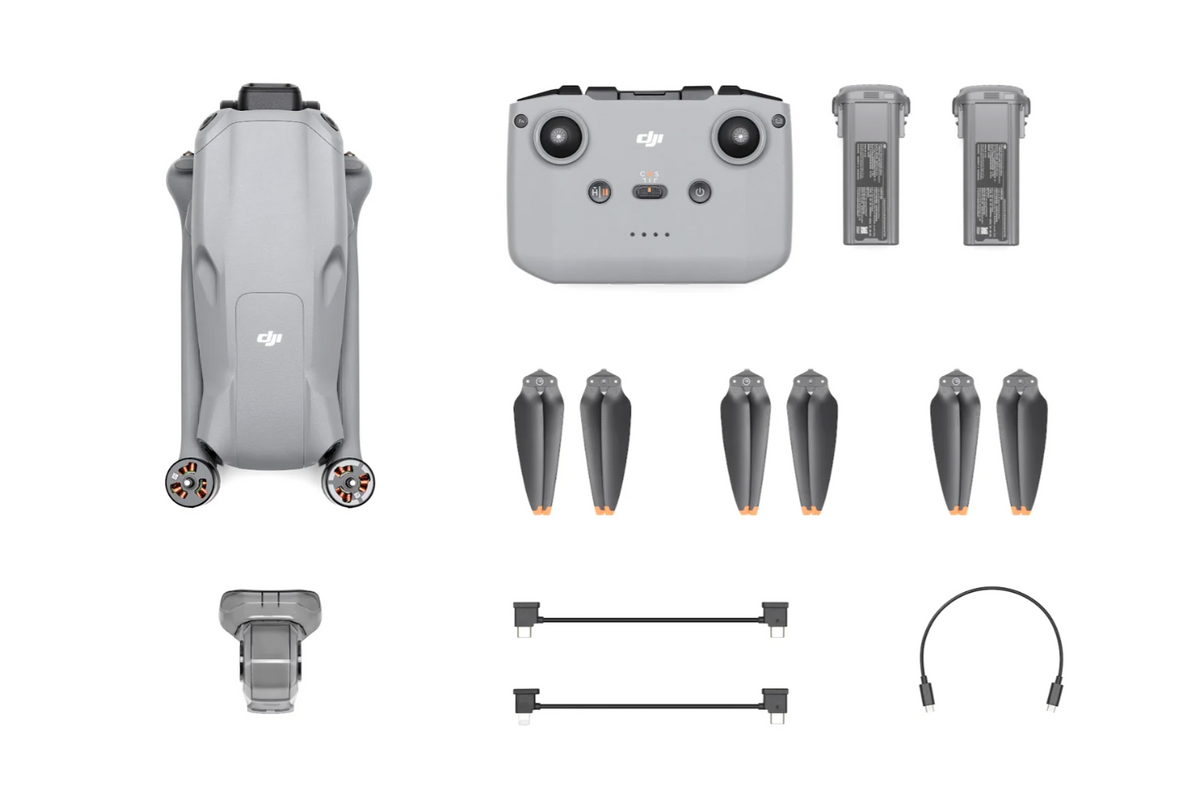DJI Air 3 (DJI RC-N2) Essential Combo