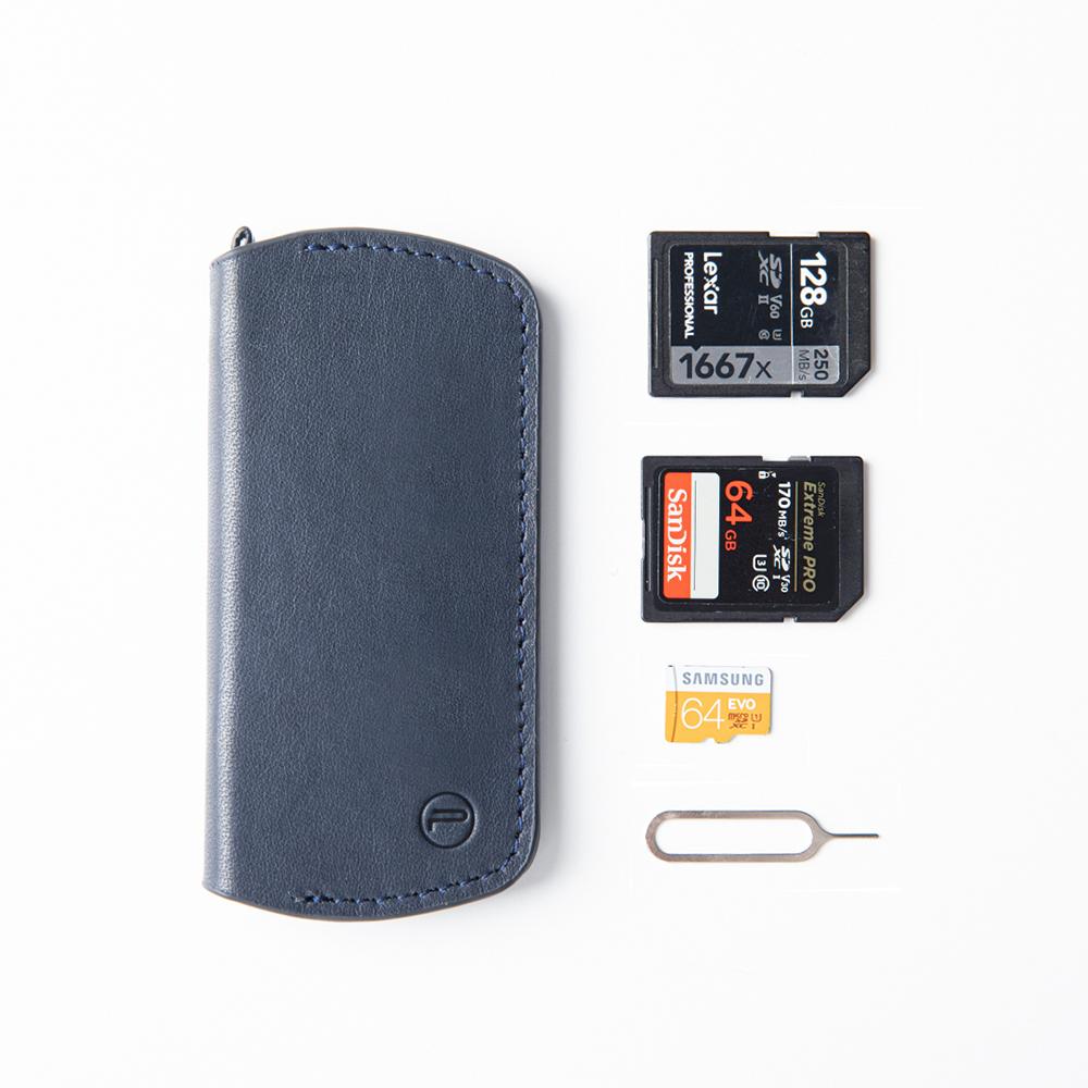 PGYTECH MEMORY CARD WALLET (DEEP NAVY)